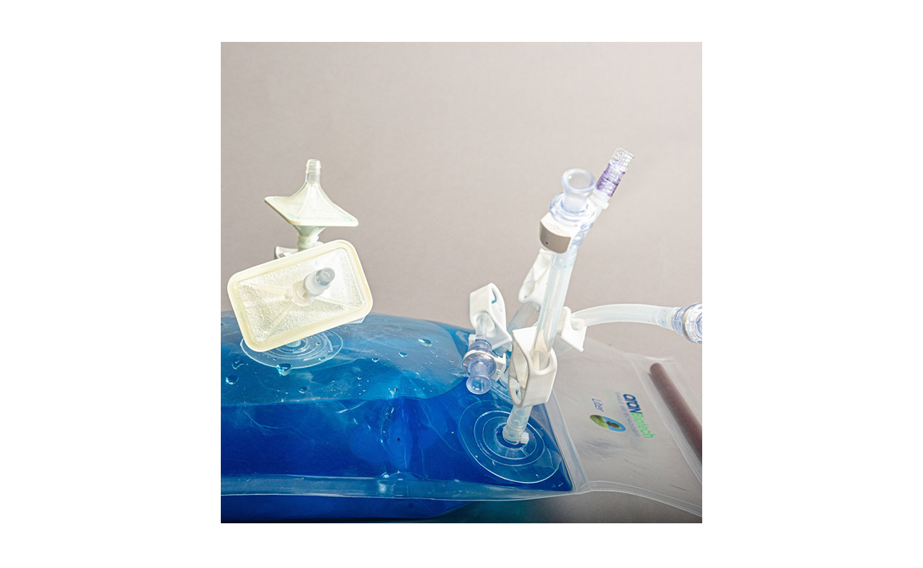 Bag addition and venting ports for wave bioreactors (2D/rocking motion)