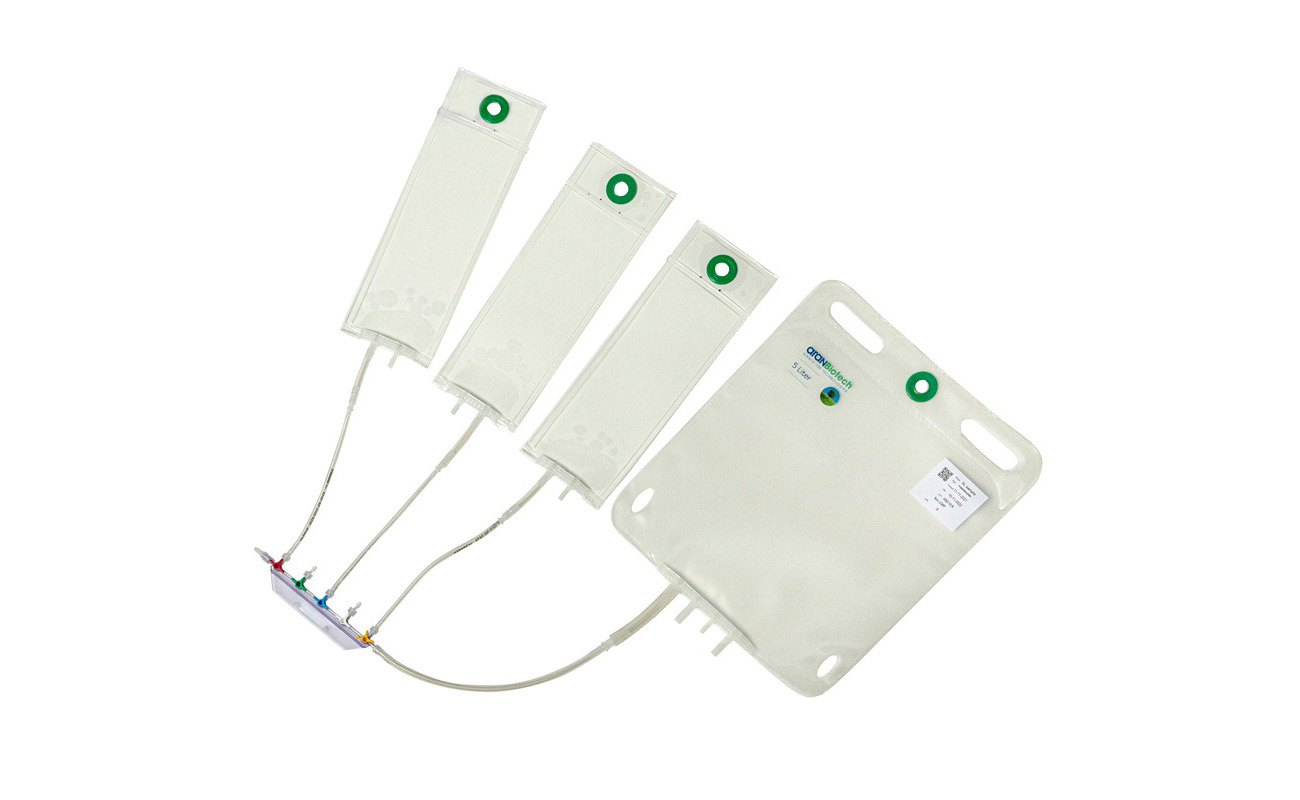 Single-use manifold for sampling. Different volume bags